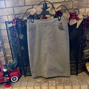 Chic Khaki Pencil Skirt for Women